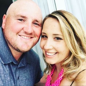 Meet your Posher, Dara